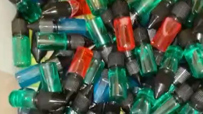 Dealers willing to sell vapes laced with drugs to teens as young as 14 on social media | ITV News Dealers willing to sell vapes laced with drugs to teens as young as 14 on social media | ITV News