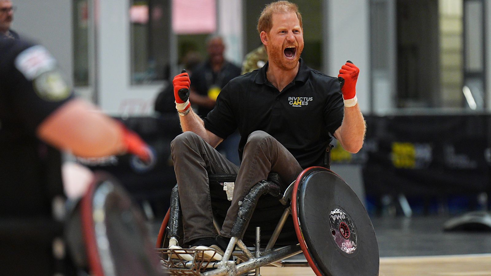 Harry marks countdown to Invictus Games with rugby, pickleball and Alison ...