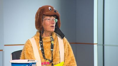 Karin Script Meet the lady who walked from John o'Groats to Lands End dressed as a ...