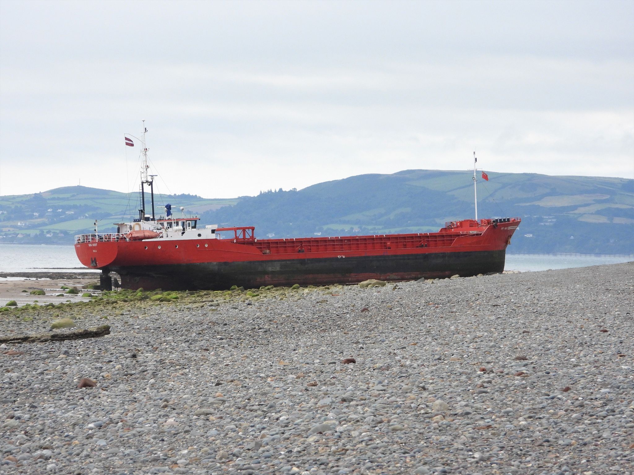 cargo-ship-ran-aground-on-the-isle-of-man-as-the-chief-officer-had-to