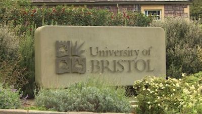 Bristol uni sign