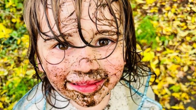 Luna Rudd, world puddle jumping champion.
Credit: Zoe Rudd/Wicksteed Park