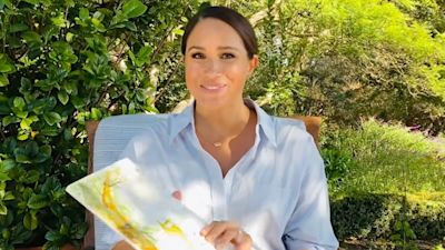 Meghan Markle reads aloud from book The Bench.
Screengrabbed Oct 27 from YouTube
Video by Brightly Storytime/ Penguin Randomhouse