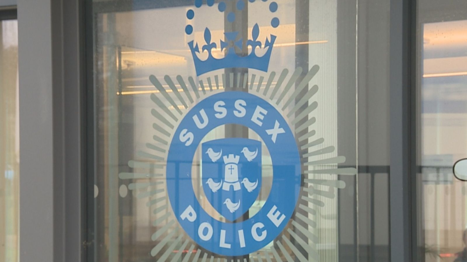 Sussex Police Officers Sacked Over Assault Excess Force And Threatening Speech To Arrested 2110
