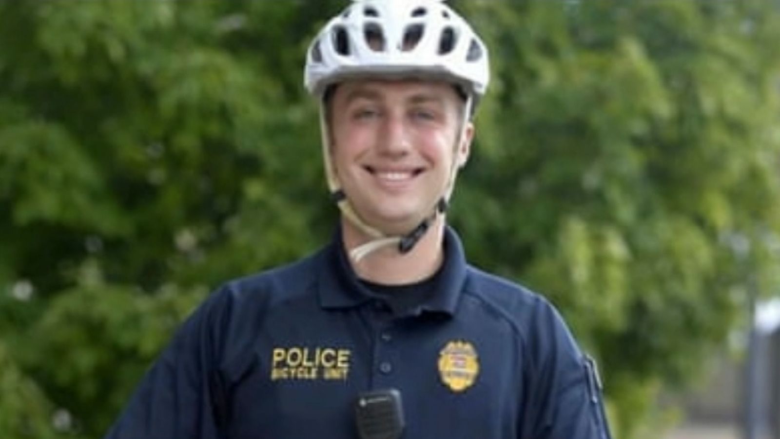 Jacob Blake Police officer in Jacob Blake shooting revealed as protests continue in ...