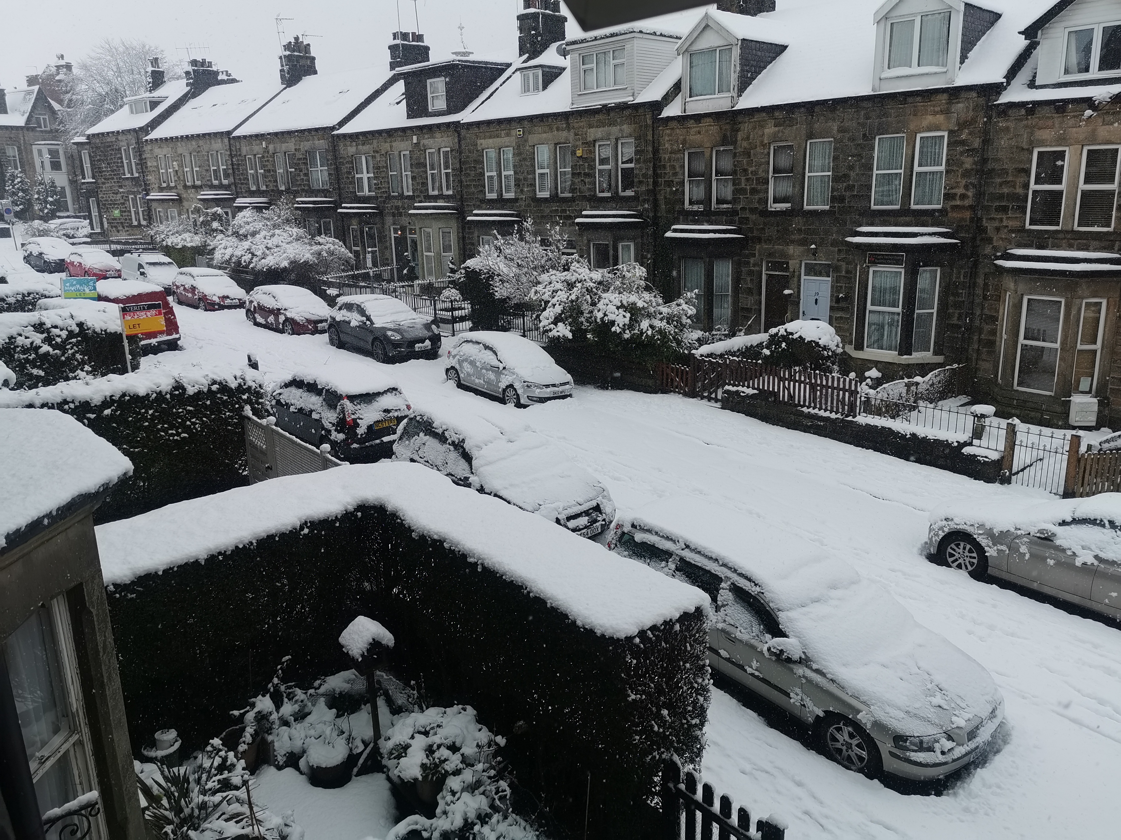 Schools close with warnings of essential travel only as heavy snow