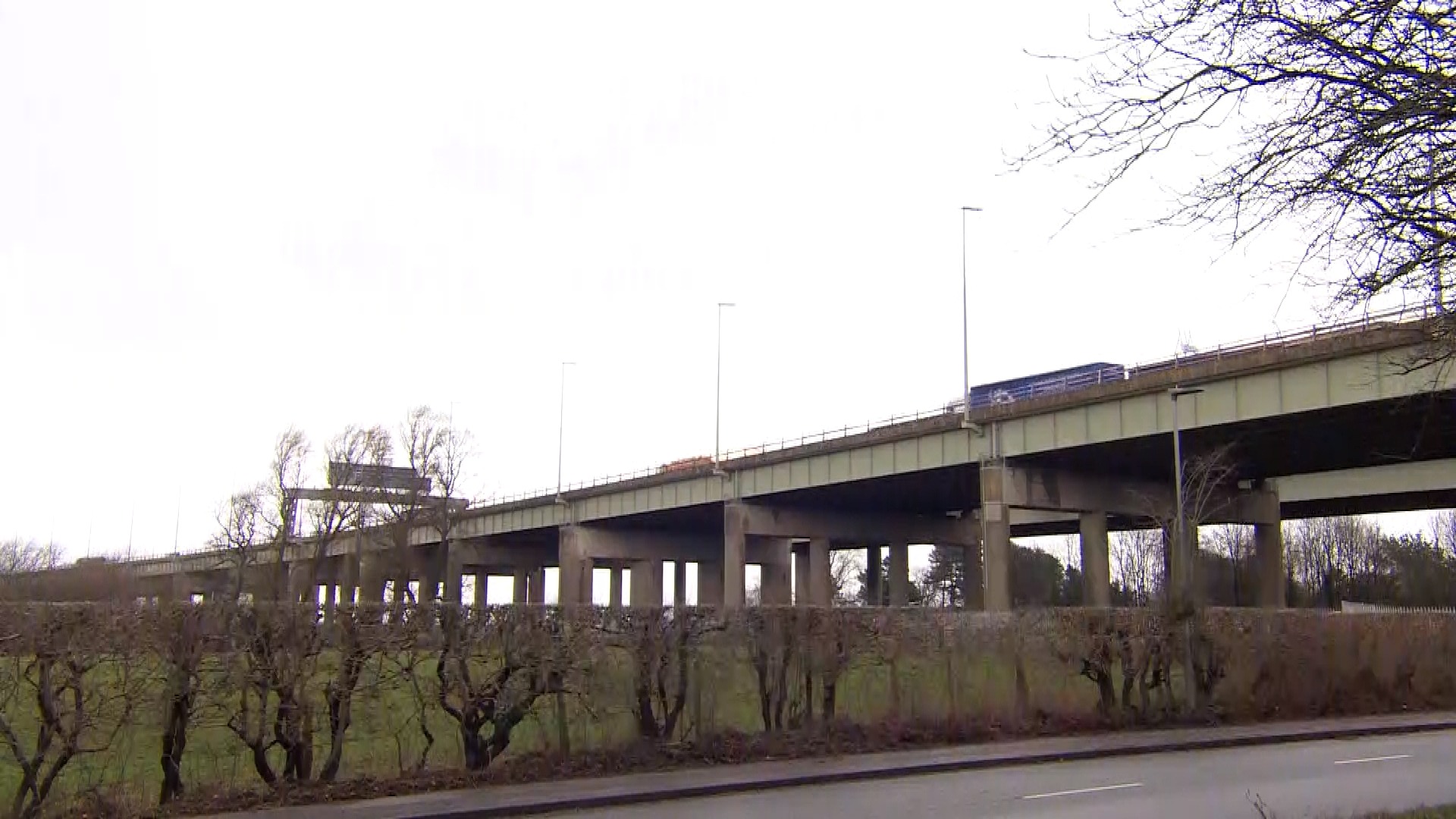 Temporary bridge repairs to be carried out on M6 at Thelwall