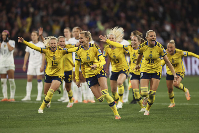 12) Sweden beats the US after the most dramatic penalty shootout finale
