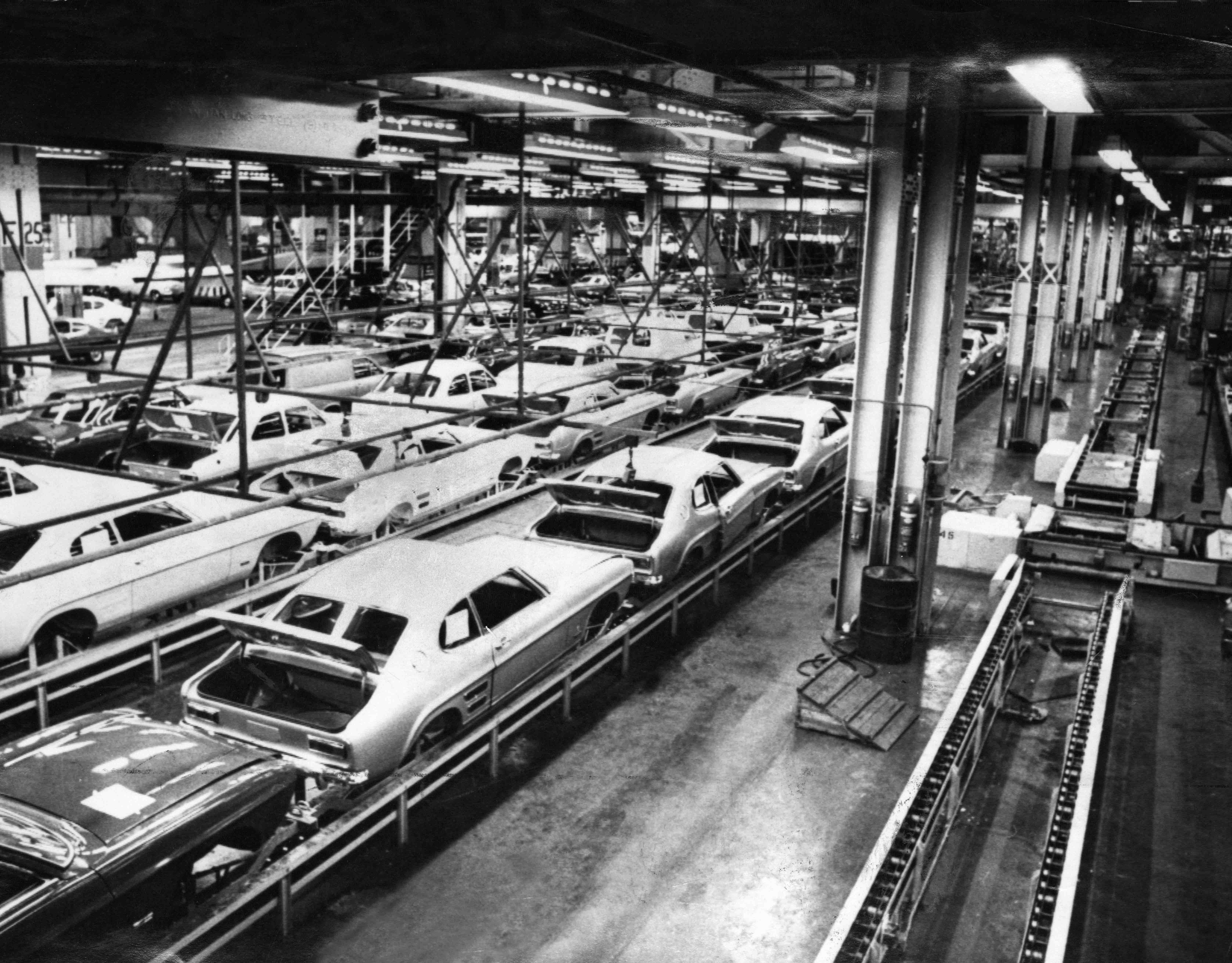 Ford takes back full control of Halewood car plant in 'historic' move  safeguarding hundreds of jobs | ITV News Granada