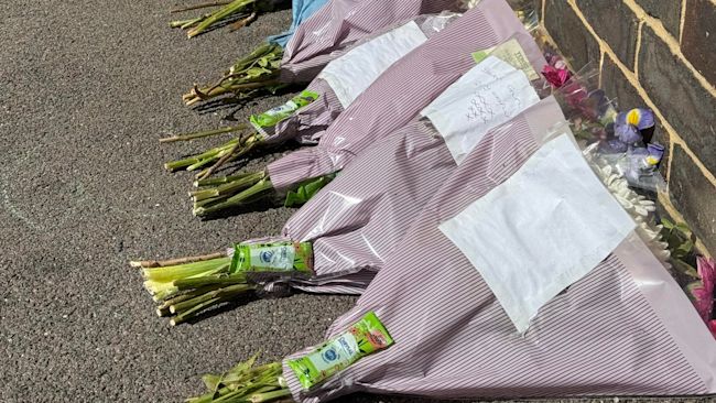 southampton murder flowers qhiukiuiqxuinv