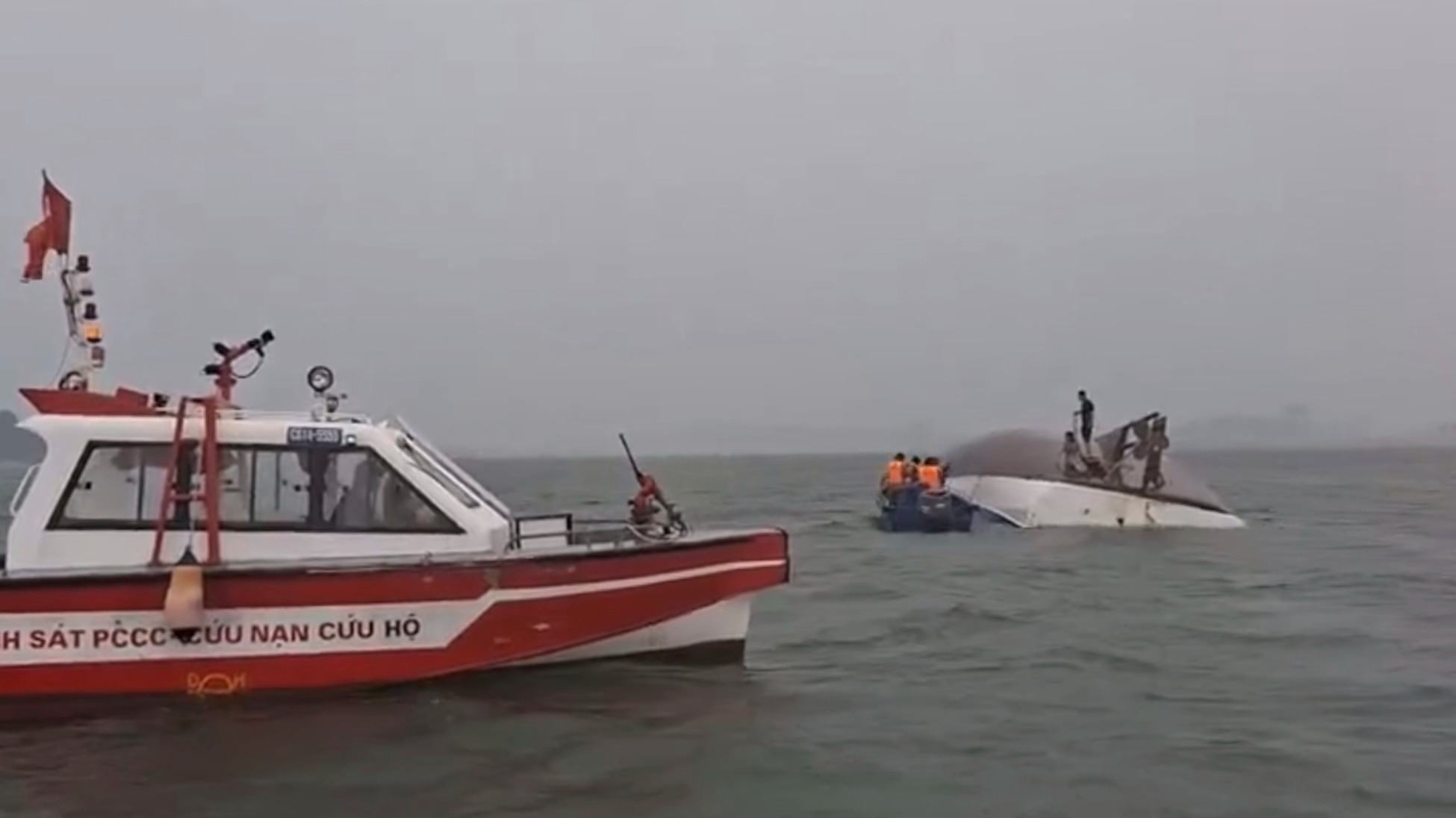 Tourist boat capsizes in Vietnam killing at least 37