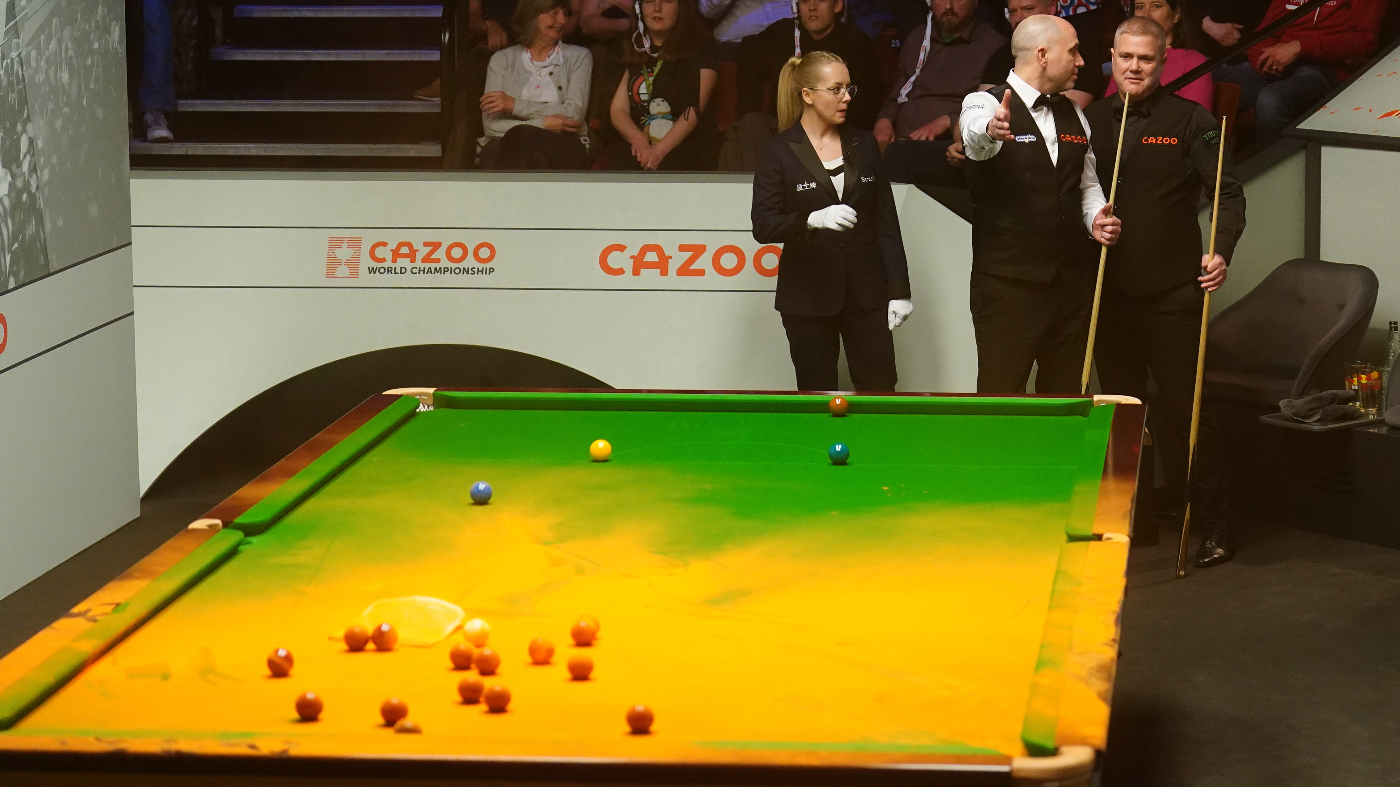 Snooker World Championship resumes at Sheffields Crucible after Just Stop Oil protest ITV News Calendar
