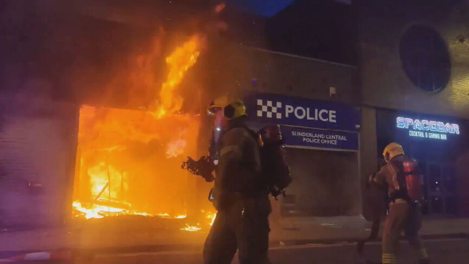 Sunderland riots: Six charged in connection with violent disorder | ITV ...