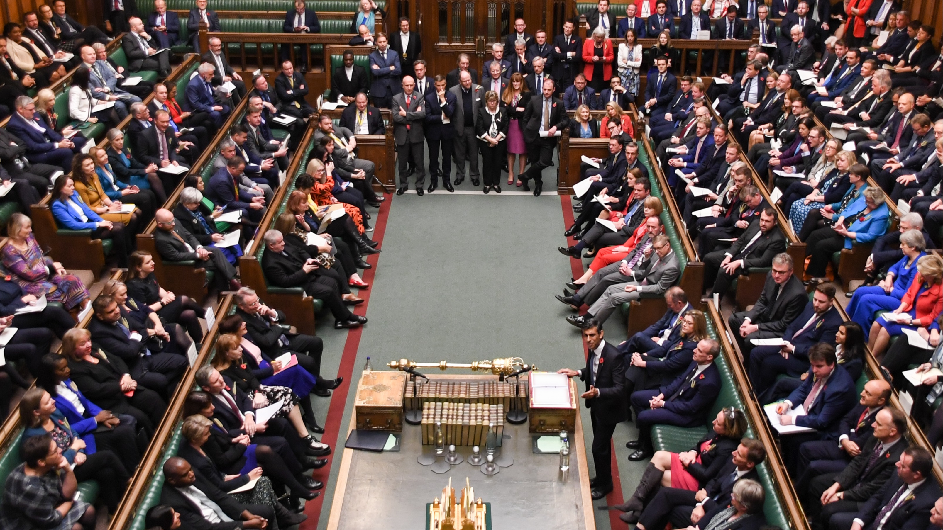 mps-to-receive-2-9-pay-increase-bringing-base-salary-to-86-584-itv-news