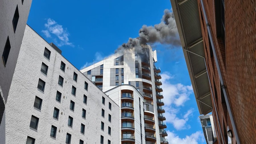 Bromley Fire: 120 Evacuated From 19-storey Block Of Flats In South-east ...