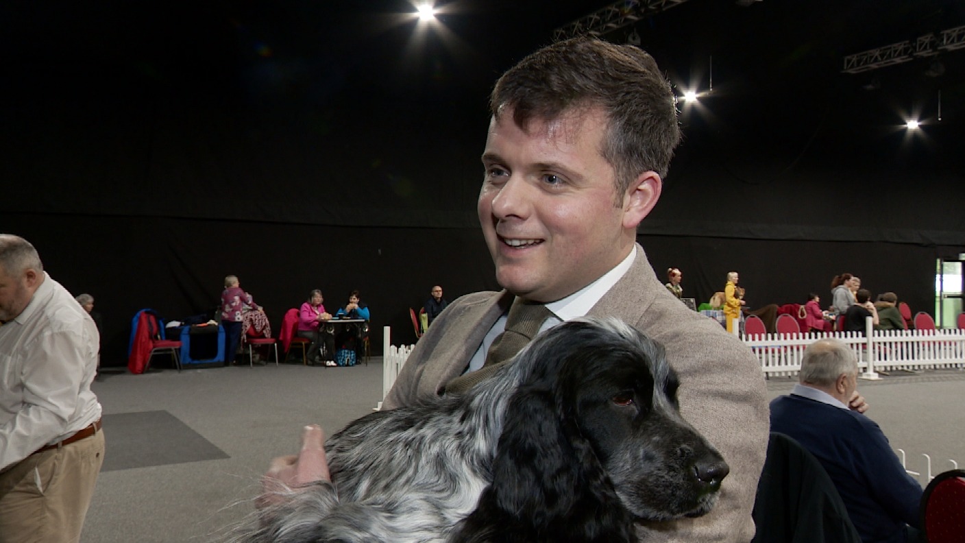 can my dog get sick from eating bird poop