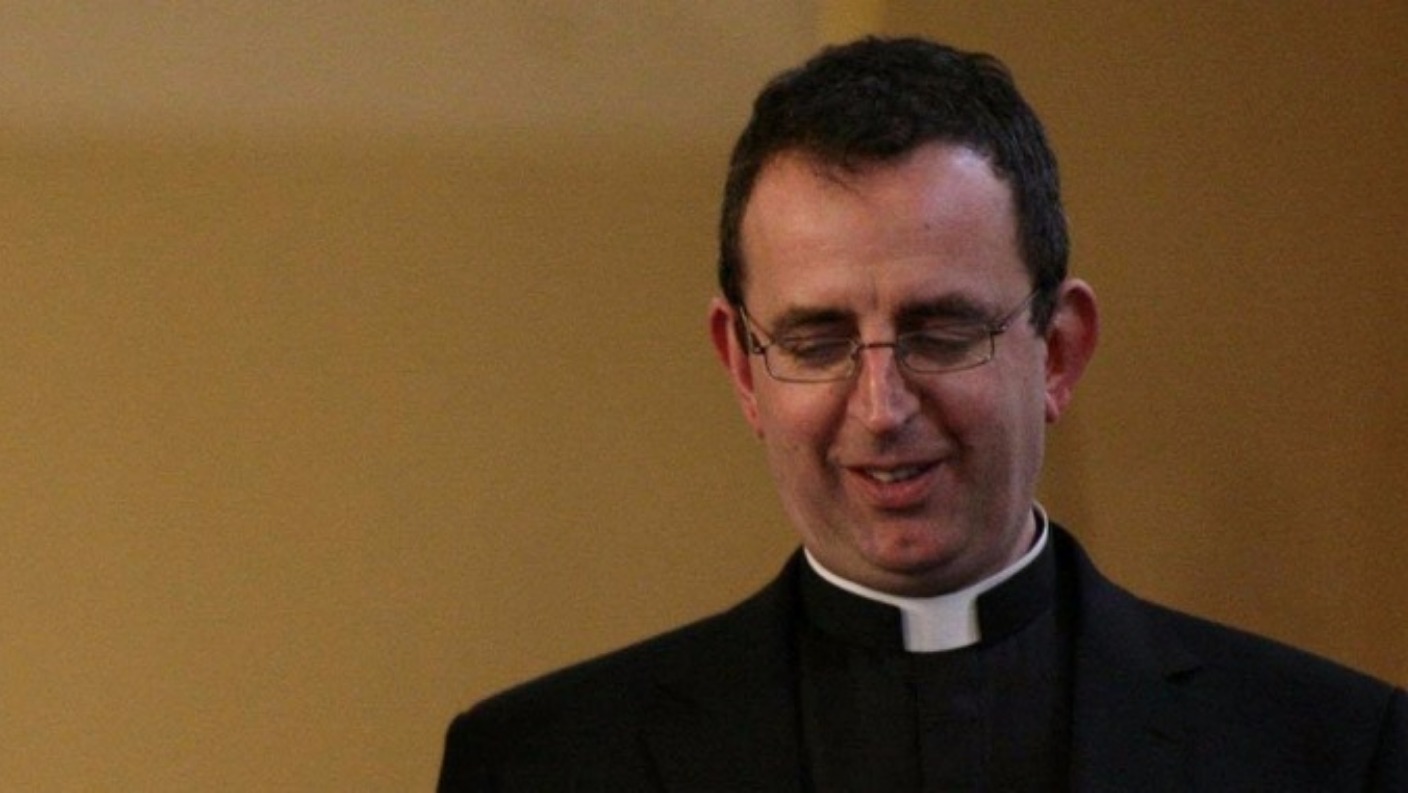 Pop star turned vicar says mental health hospital 