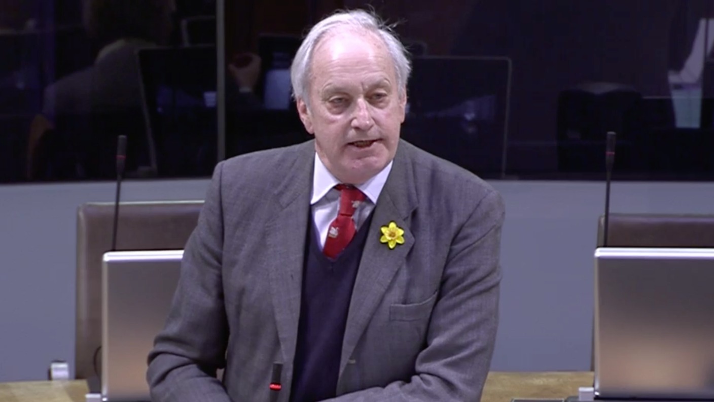 UKIP pick Neil Hamilton to fight Newport West by-election | Wales | ITV News