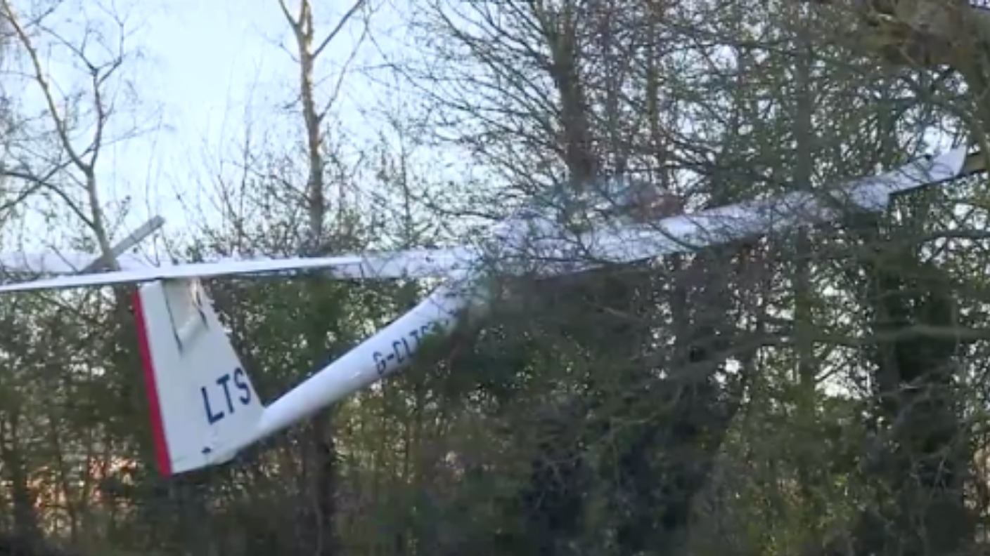 No injuries reported after glider comes down in trees | ITV News Meridian