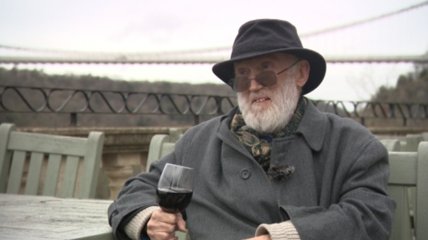 Bristol man who completed world's first bungee jump off Clifton Suspension Bridge dies ITV