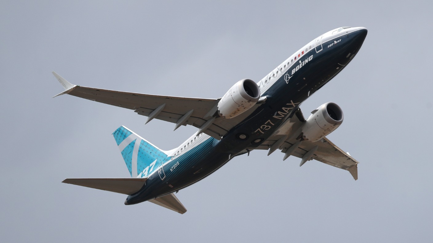 Boeing cuts production rate of 737 Max jet after crashes | ITV News