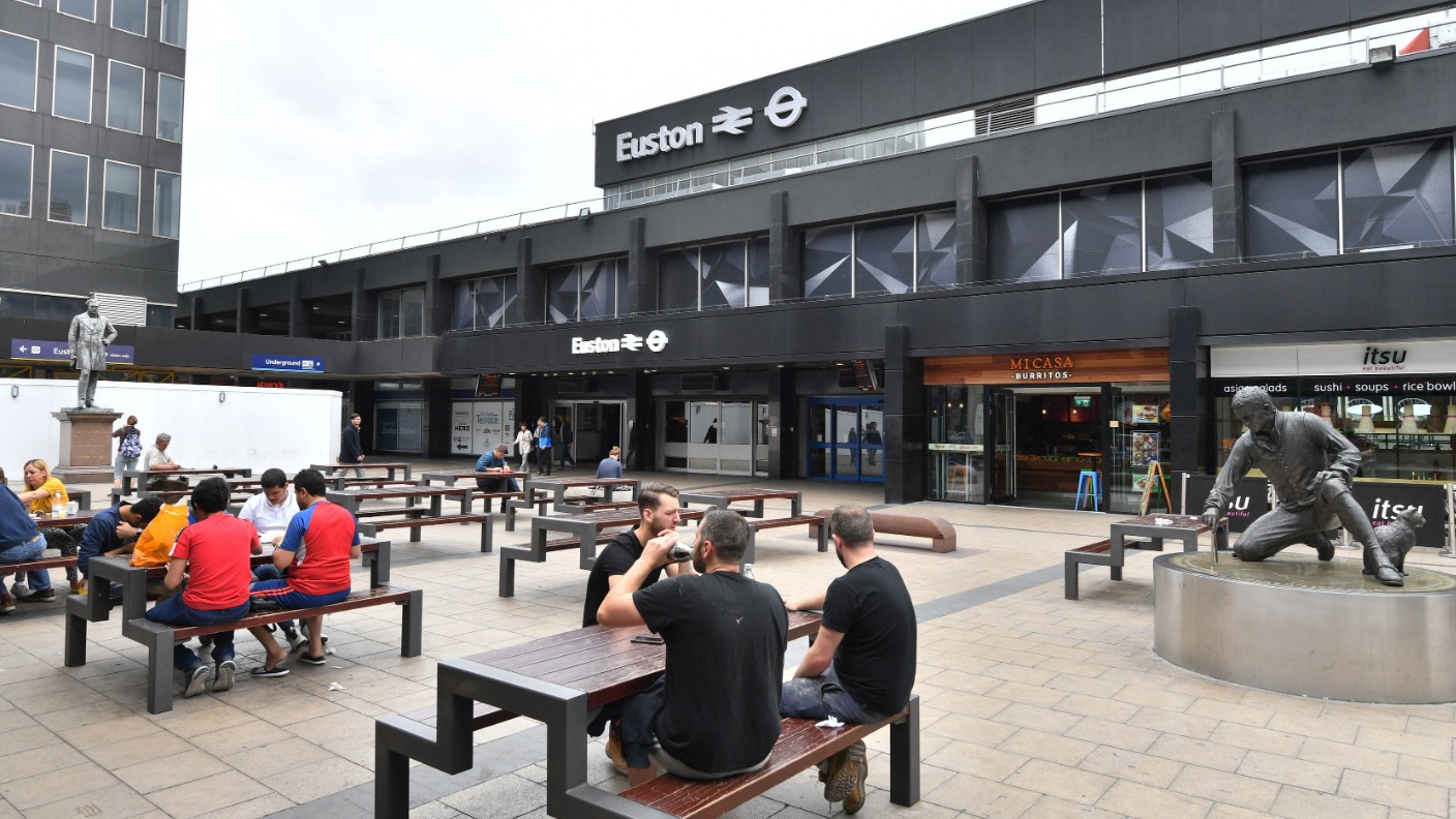 Euston train station closure over May and Easter Bank Holiday to