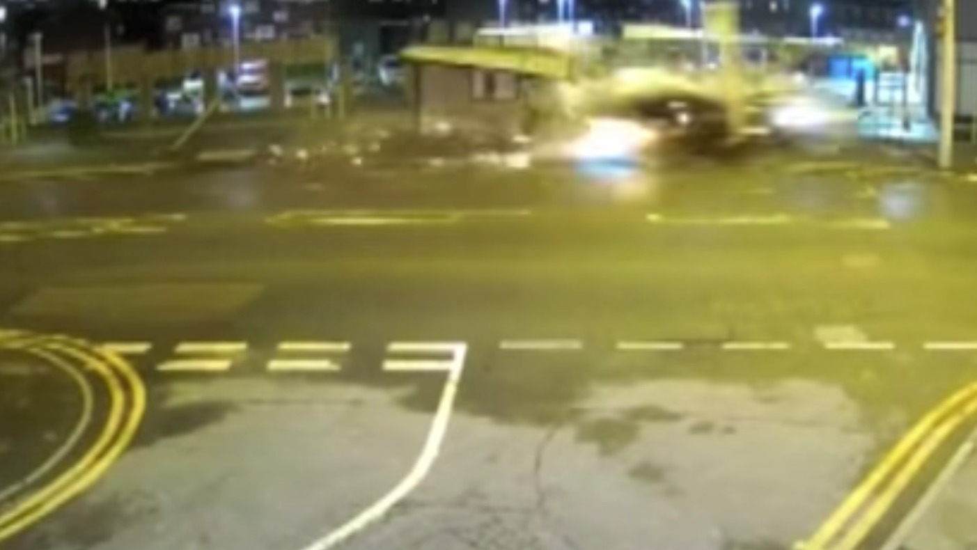 Drunk Driver Jailed Over Bus Stop Smash That Left Woman In Coma Itv News Granada 4993