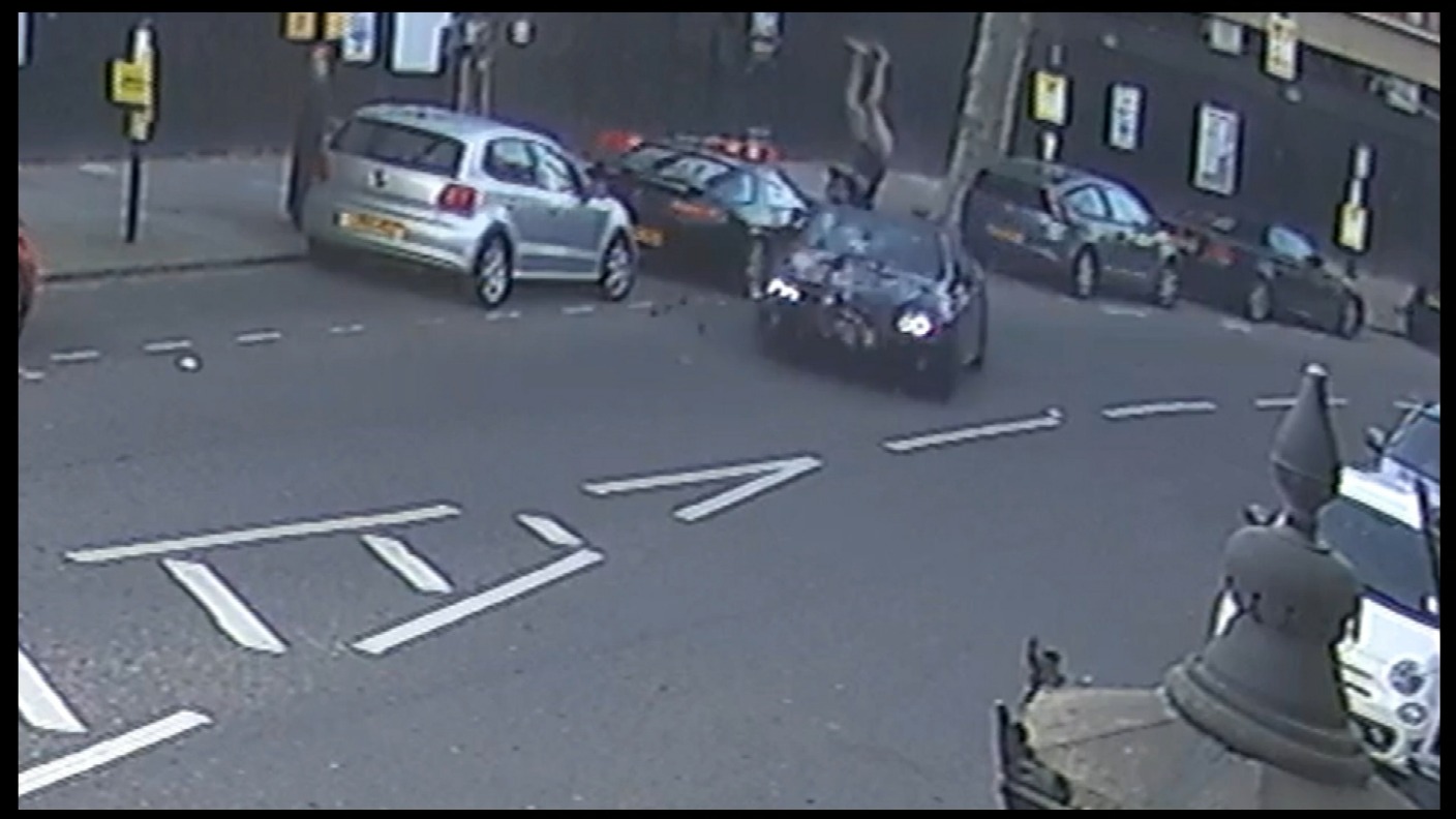 Shocking video shows car hitting cyclist and driving off | ITV News London