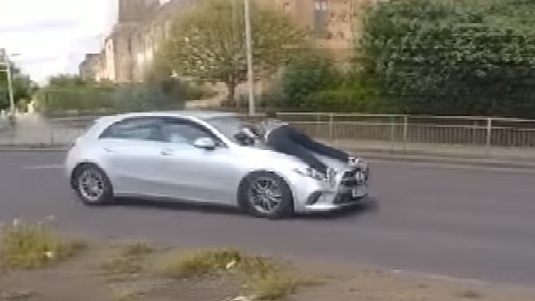 Man clings to bonnet of car in road rage attack | ITV News London