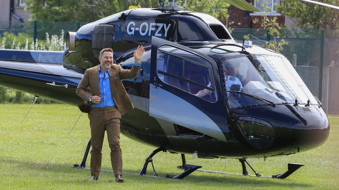 David Walliams arrives by helicopter at school of BGT's singing