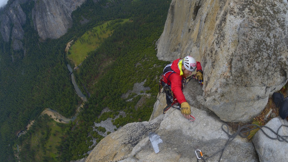 British climber first blind person to scale 3,000ft rock face | ITV News