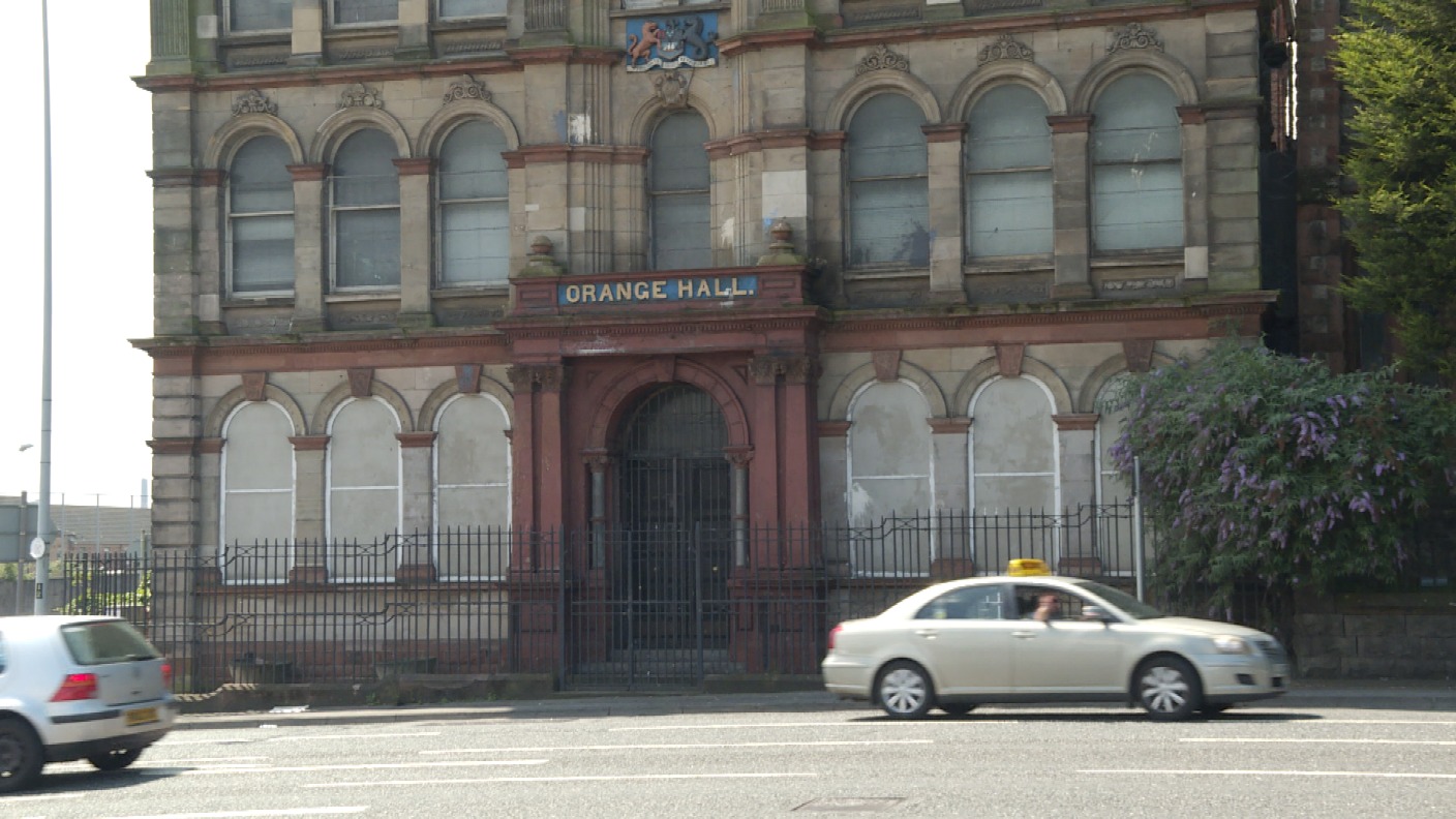 Police treating paint attack on Orange Hall as 'hate crime' | UTV | ITV ...