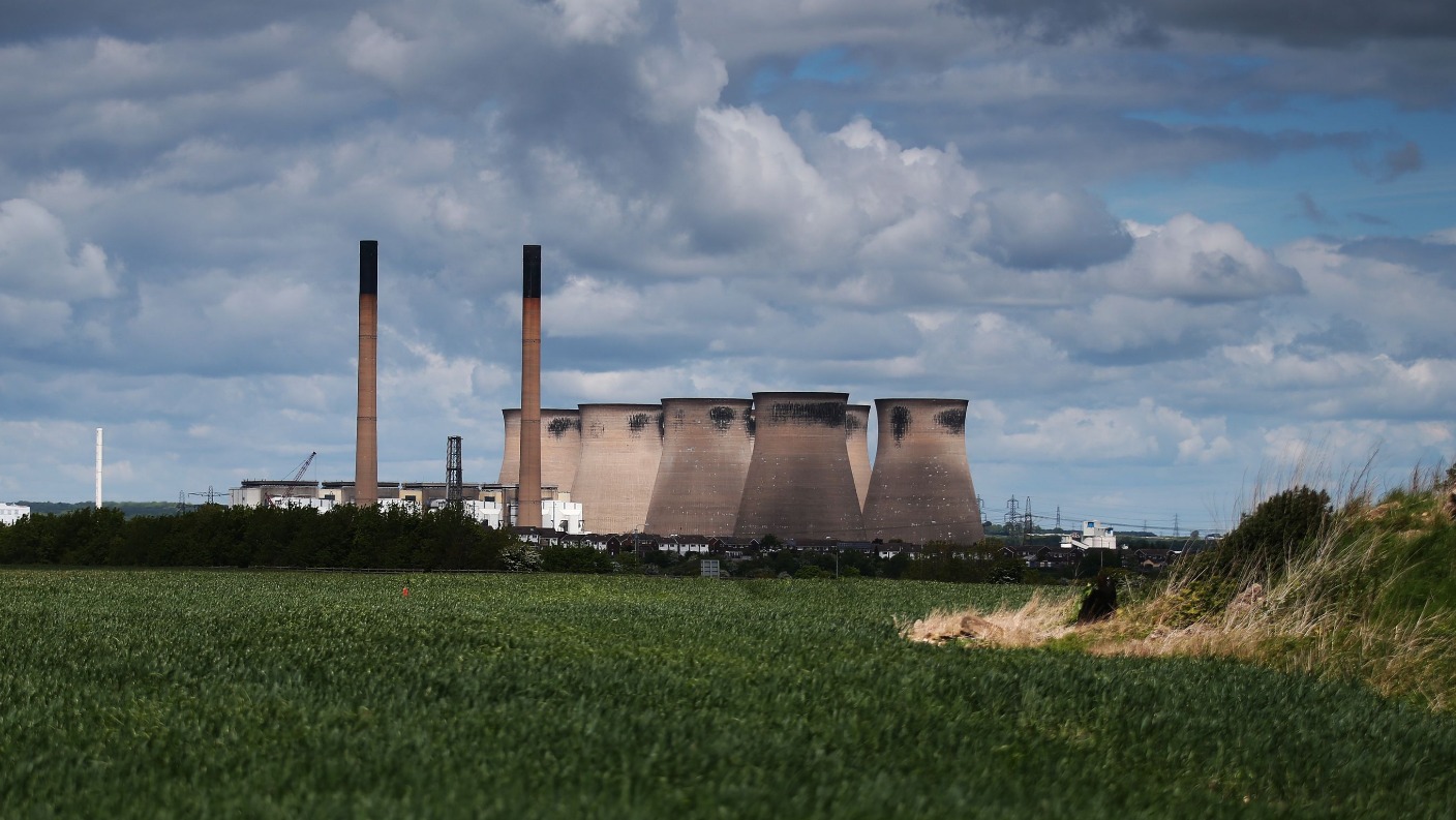 Demolition begins at Ferrybridge power station as first cooling