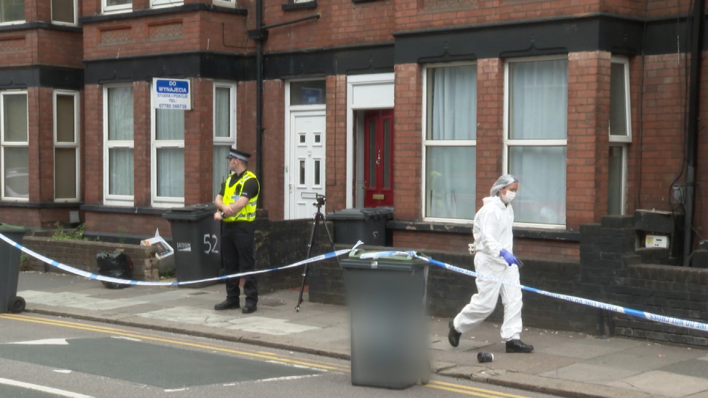 Luton stabbing Four arrested after man suffers serious injuries ITV News Anglia