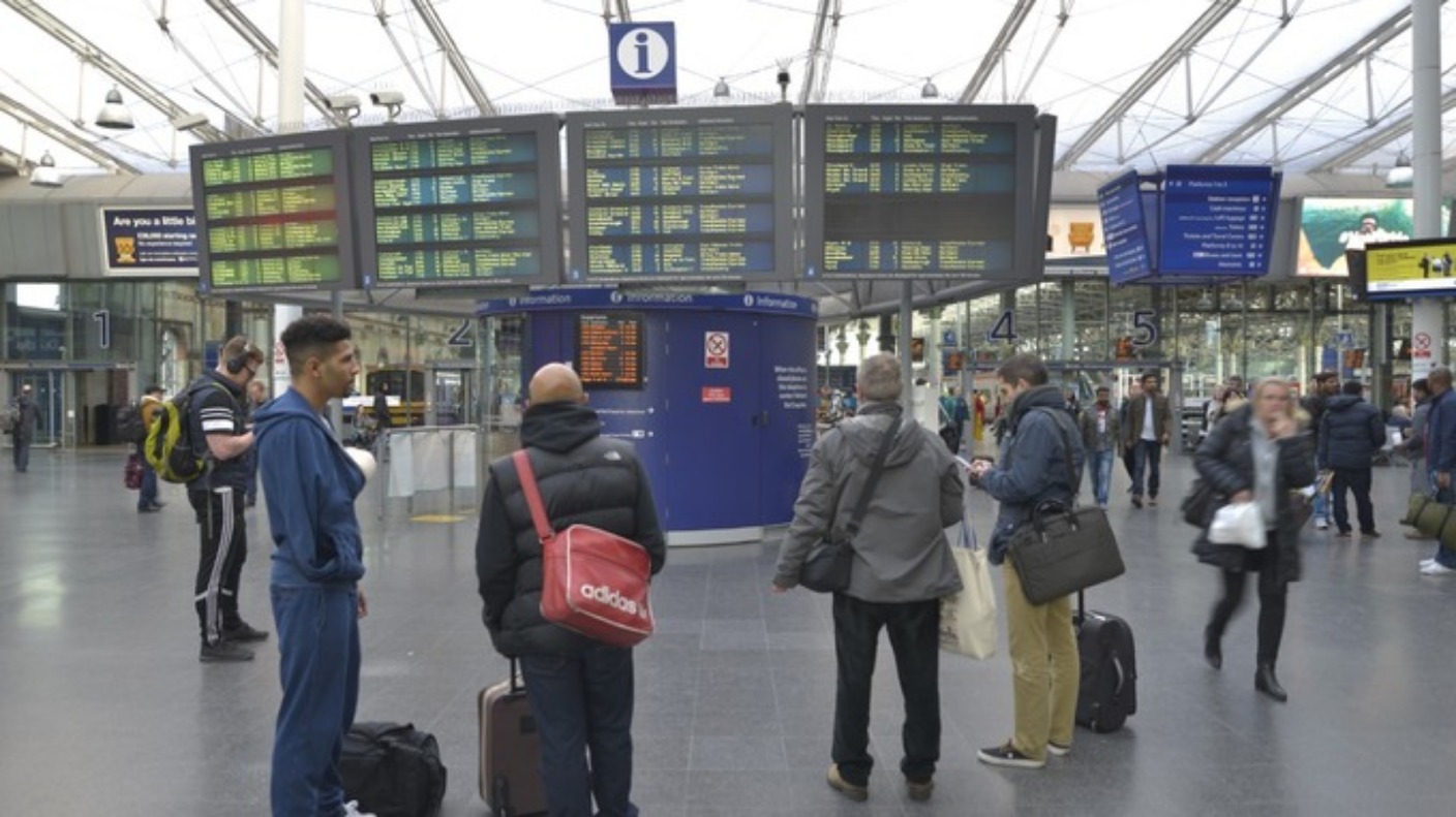 Manchester Piccadilly to cancel all trains for roof repairs and