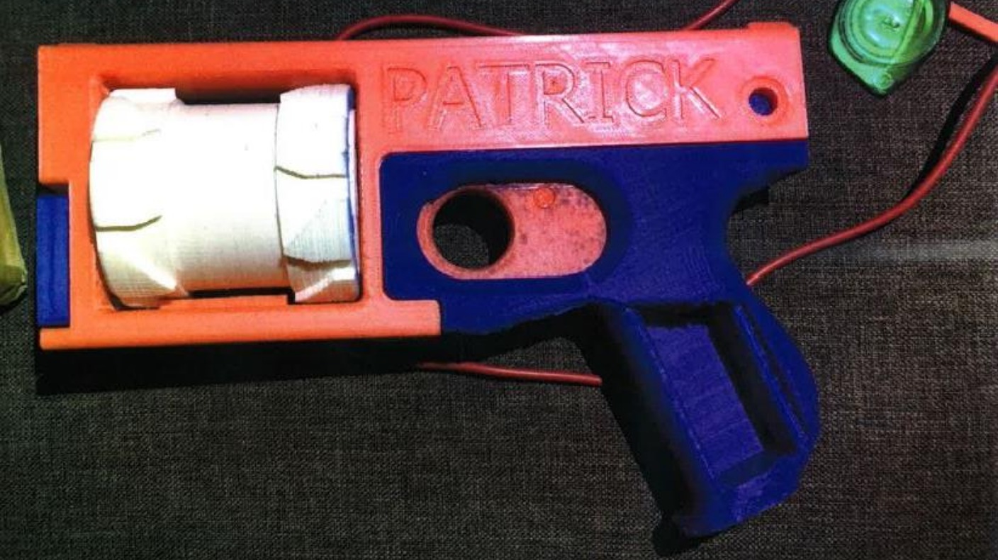 University student first to be jailed for using a 3D printer to make a ...