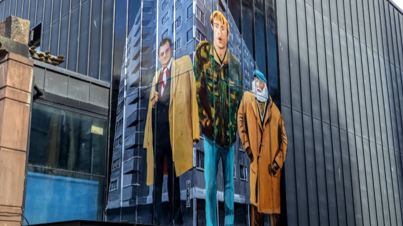 Famous Faces Transform Liverpool City Centre With Bursts Of Colour Granada Itv News