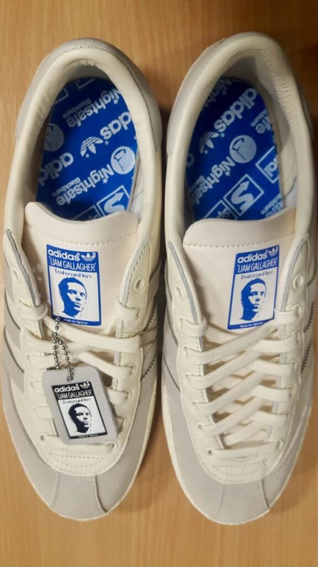 Liam gallagher top adidas trainer