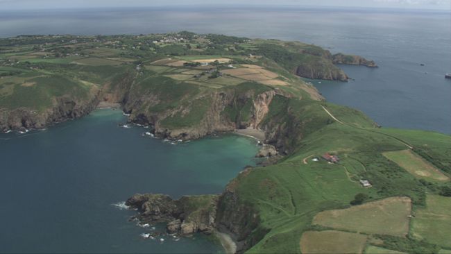 AERIAL SHOT OF SARK
CREDIT: ITV CHANNEL TELEVISION
