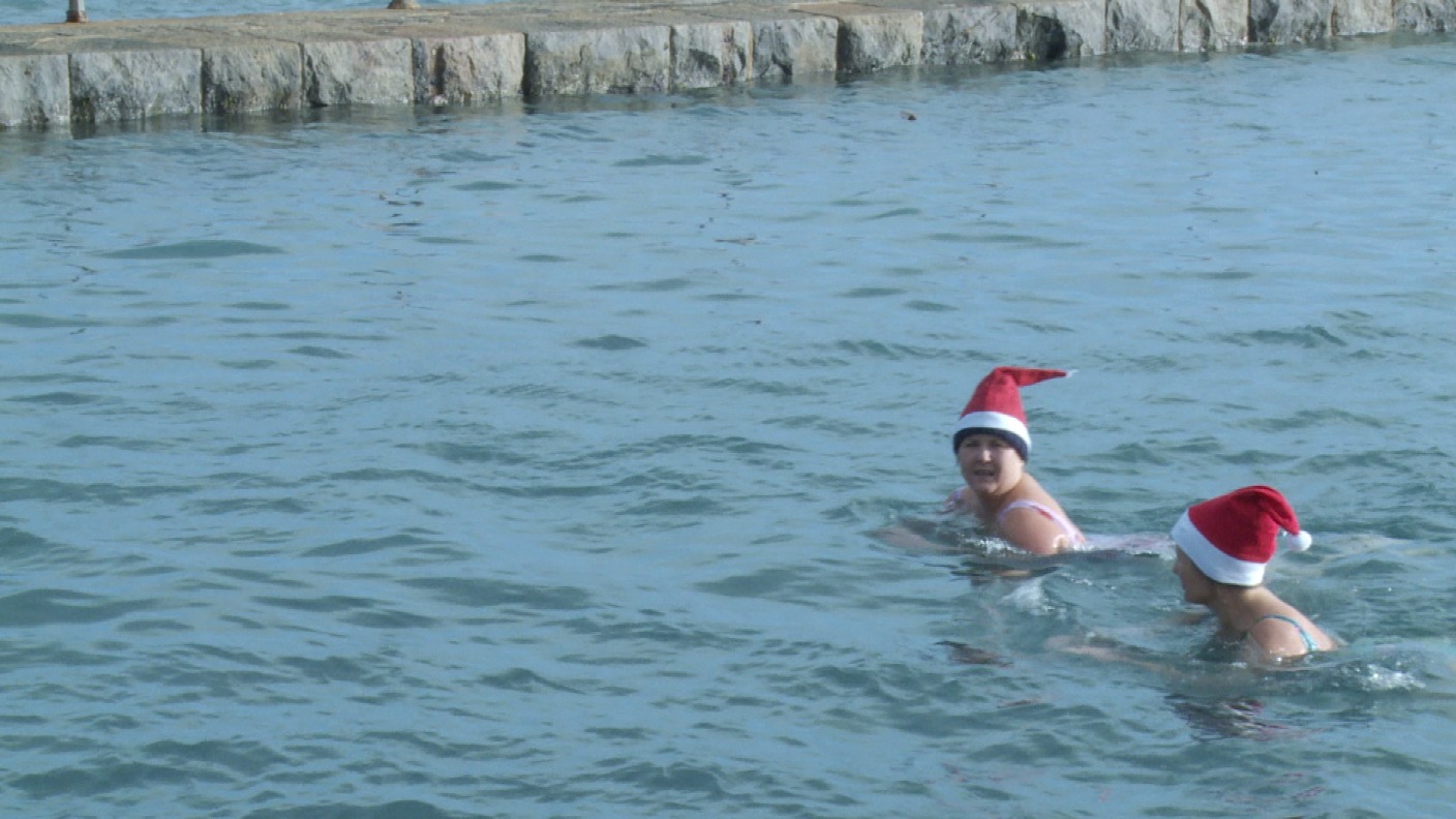 Your guide to a Christmas Day dip… | ITV News Channel