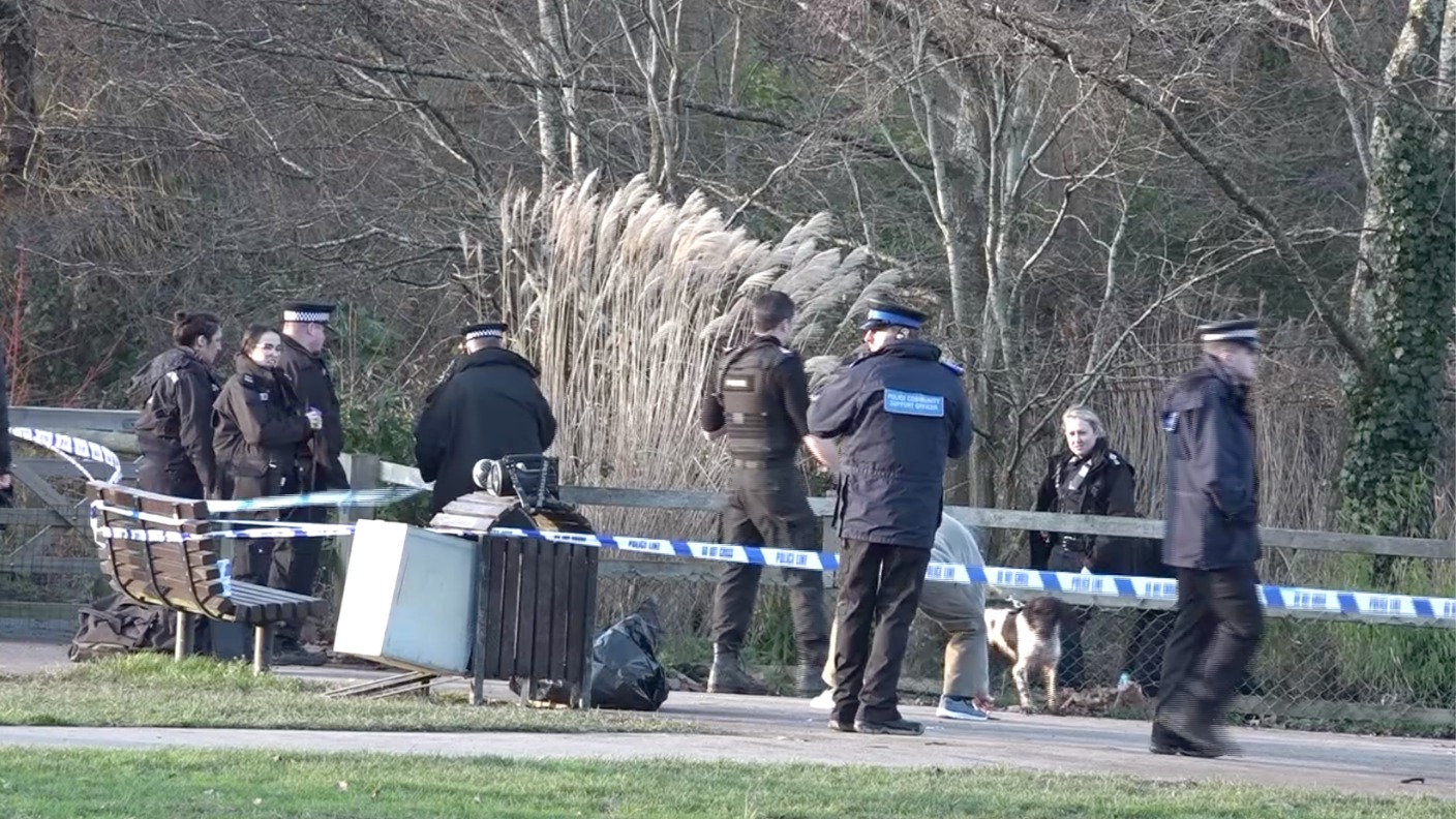 Police search park for drugs after men collapse in Horsham | ITV News ...