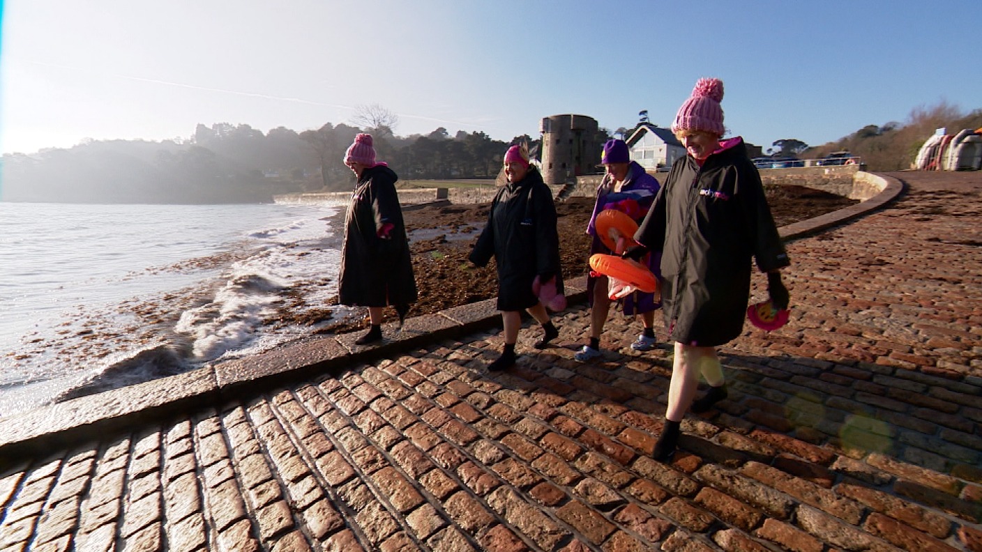 Top tips for your New Year's Day dip | ITV News Channel