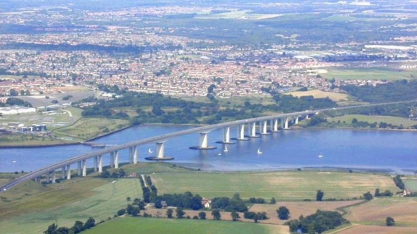 Orwell Bridge to shut this evening and overnight due to high winds