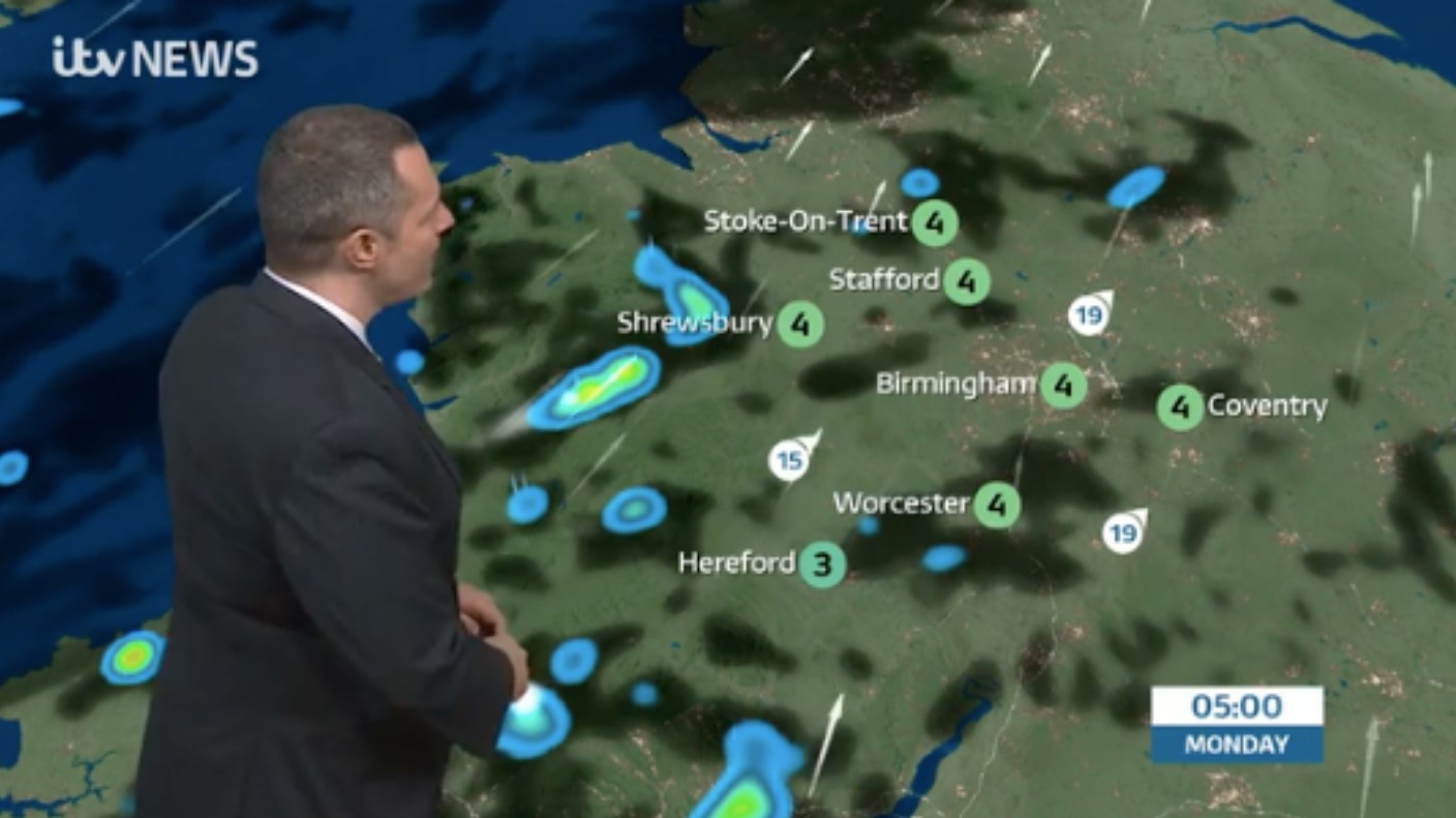 West Midlands Weather: Windy with scattered showers | ITV News Central