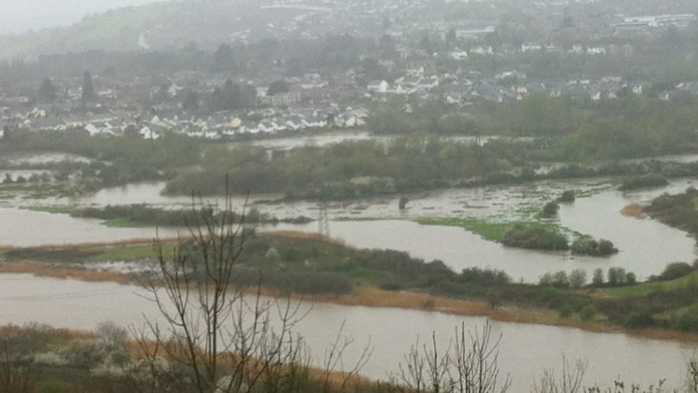 Heavy Rain And High Tides Lead To Flooding Itv News Wales 