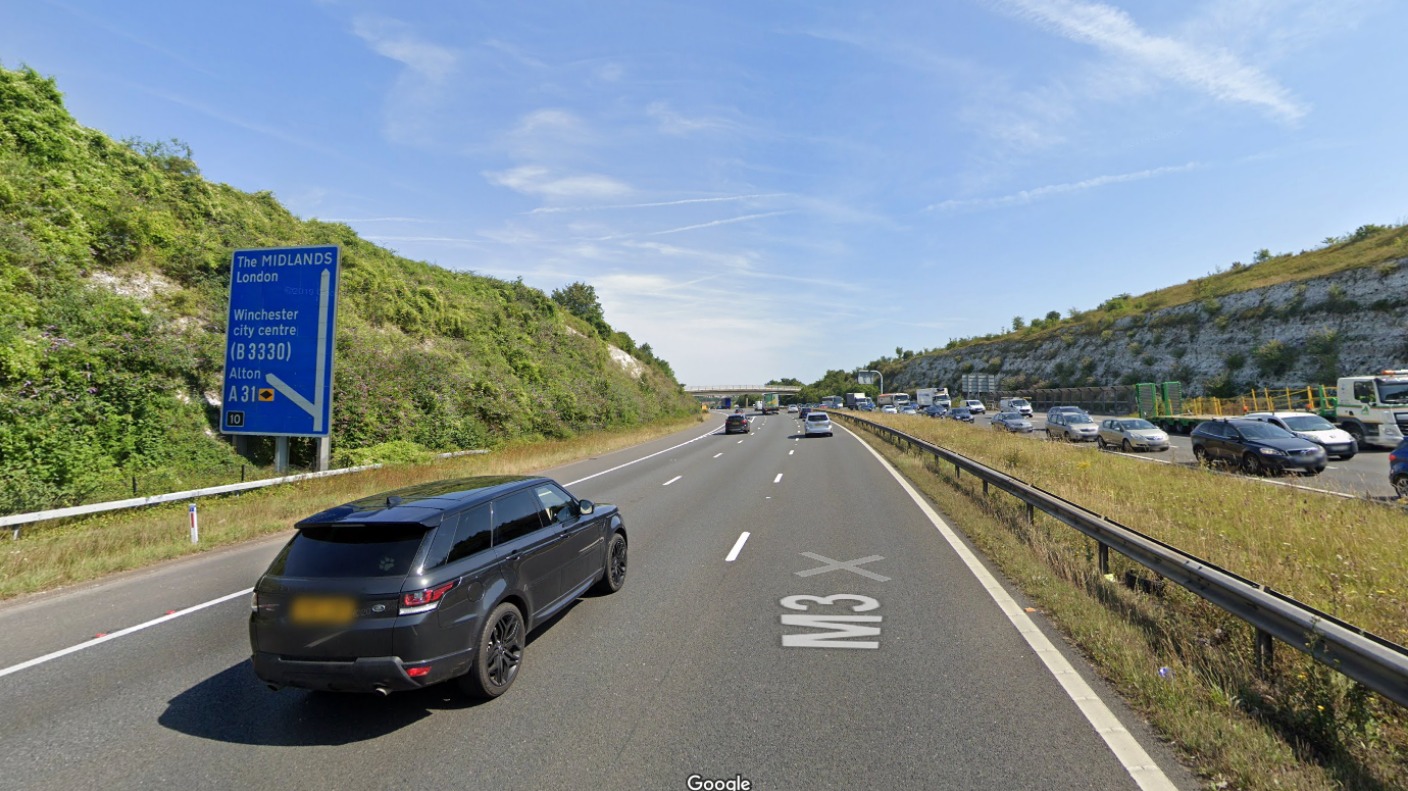 M3 closed near Winchester after accident causes fuel spillage ITV