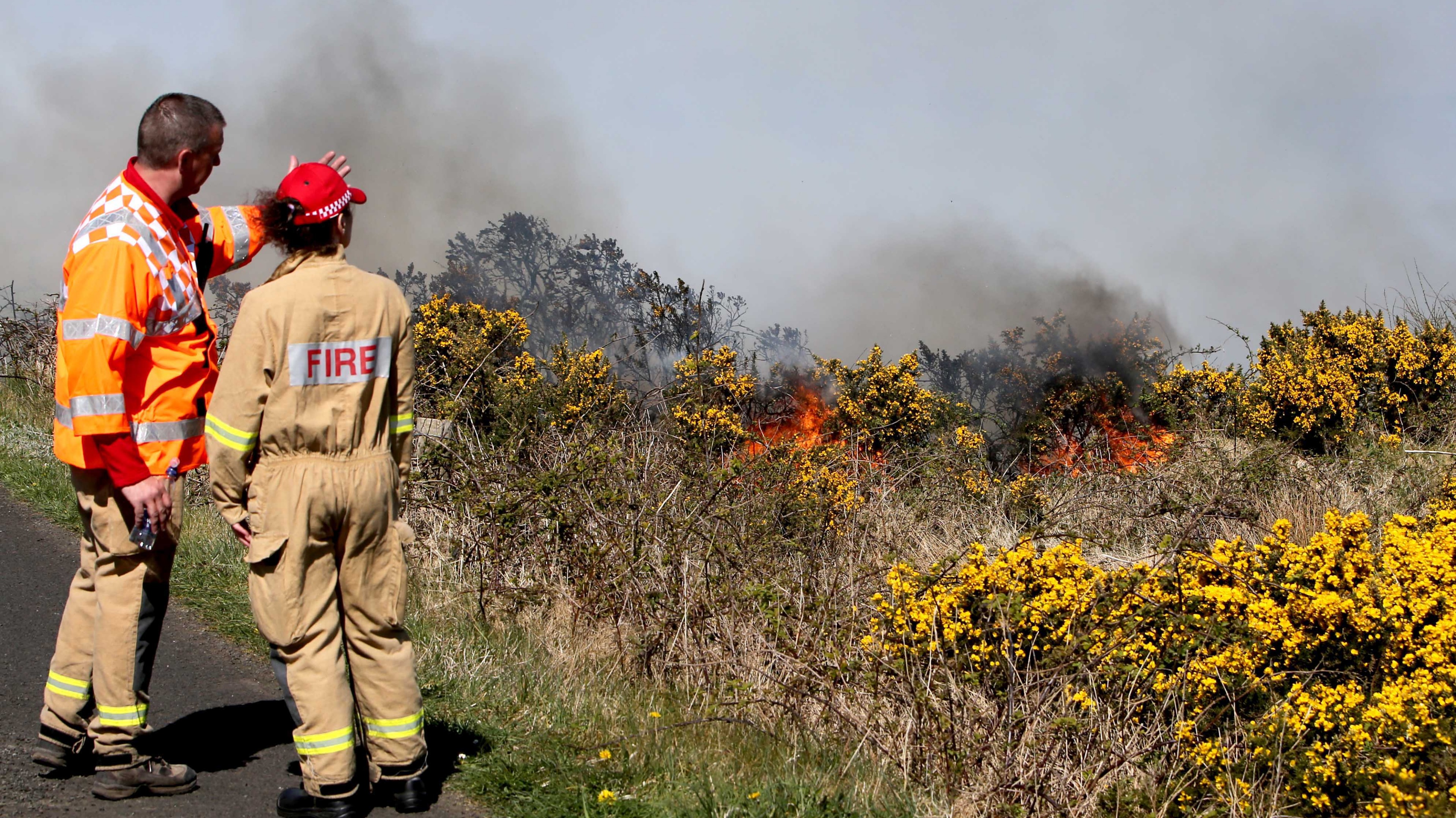 Firefighters Continue To Tackle Gorse Fire In Ballycastle Utv Itv News