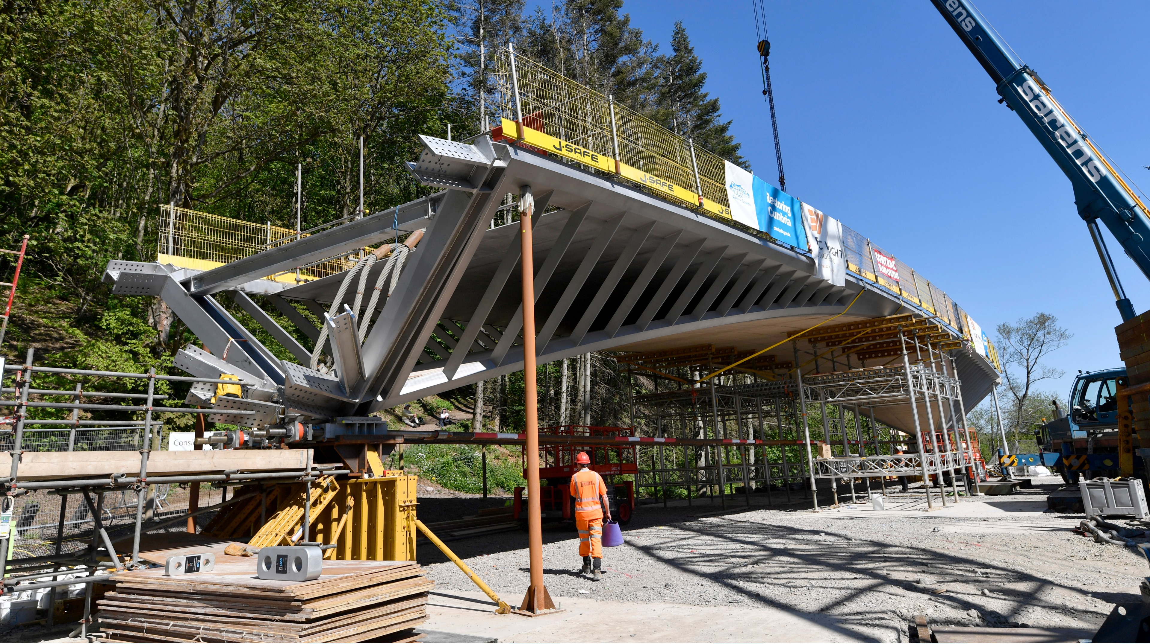 Historic Moment For Pooley Bridge As New Crossing Is Lowered Into Place Border Itv News