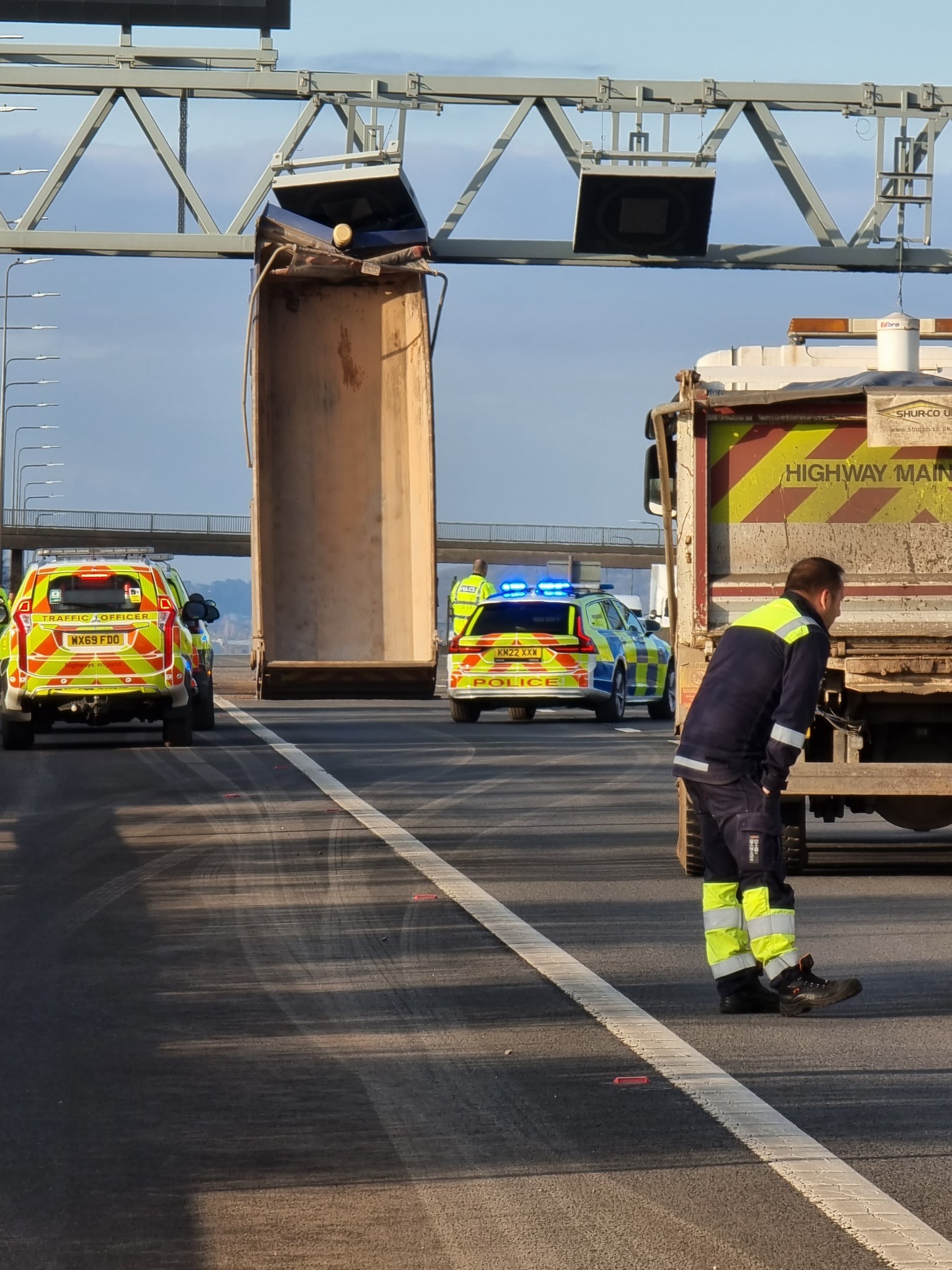 M5 traffic latest Pictures show tipper truck crash that has