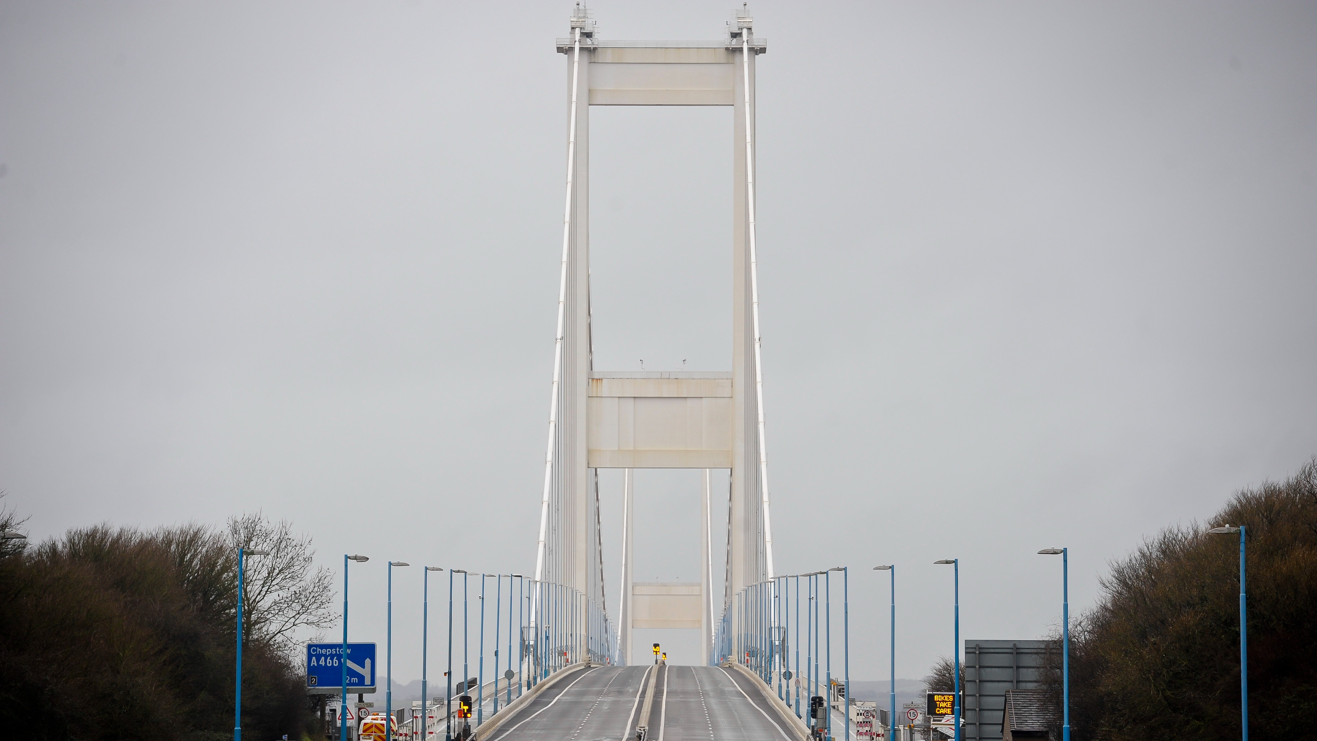 M48 Severn Bridge closure Diversions in place as bridge closes